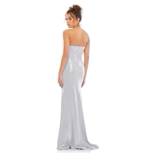 Mac Duggal Ieena Fully Sequined Plunging Trumpet Gown Shimmering Ice - Picture 6 of 13